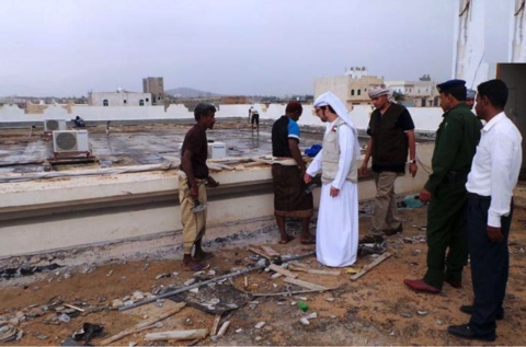 مؤسسة خليفة الإنسانية تقدم 100 طن من المواد الغذائية لسكان جزيرة سقطرى اليمنية