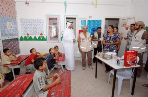 خليفة الإنسانية تهدي أجهزة سمعية للجمعية التونسية لمساعدة الصم