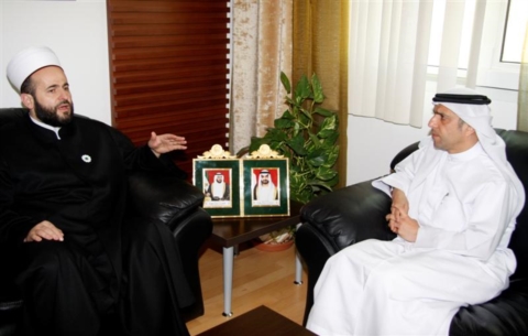 المفتي العام في صربيا يزور مؤسسة خليفة بن زايد آل نهيان للأعمال الإنسانية