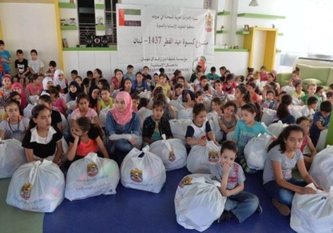 مؤسسة خليفة الانسانية توزع 17630 كسوة عيد على الأطفال في لبنان