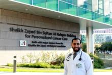 أول إستشاري خريج بعثة رئيس الدولة للأطباء المتميزين : الدكتور حميد عبيد بن حرمل الشامسي .. مهندس التغييرات الجينية